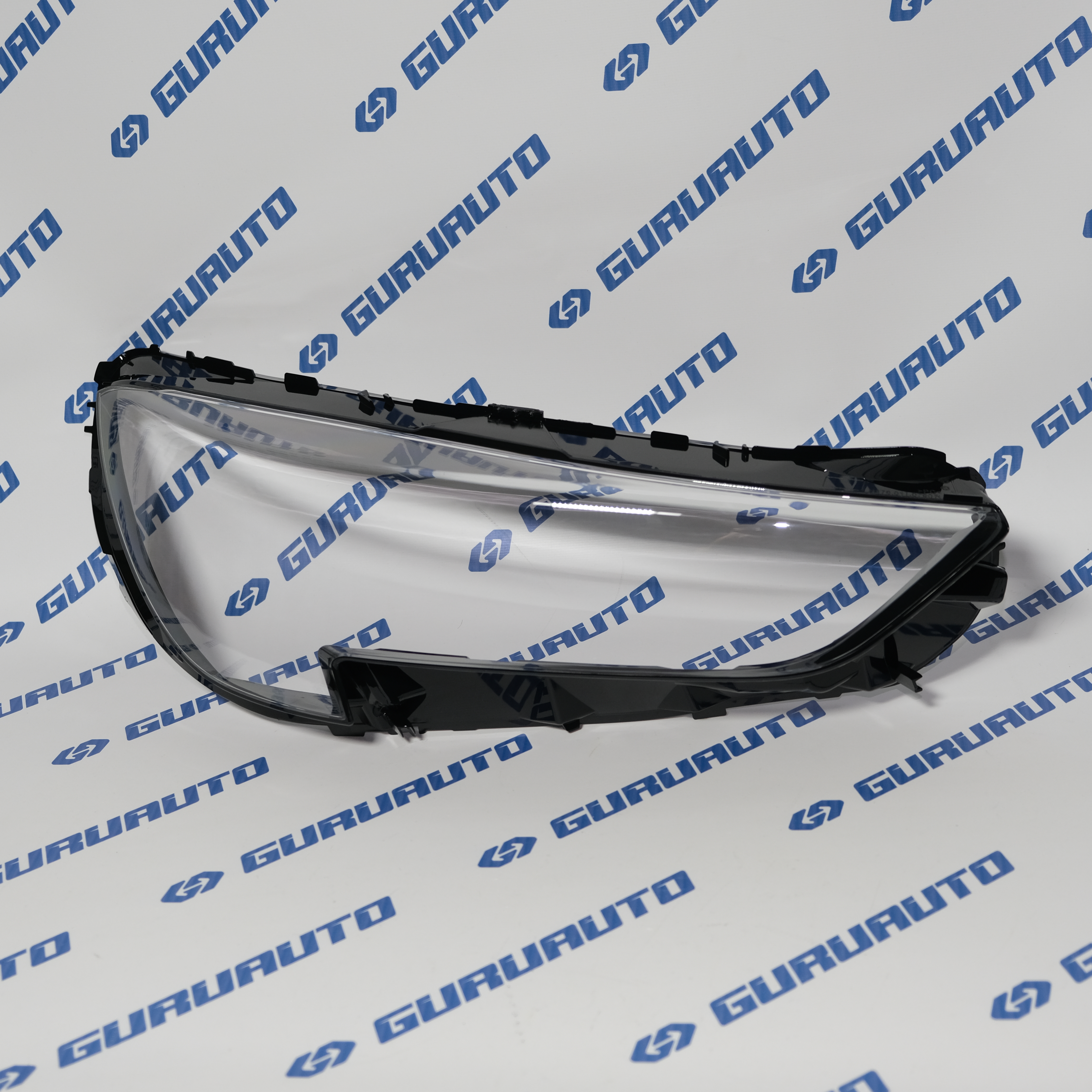 Стекло фары правой Opel Insignia (2021)