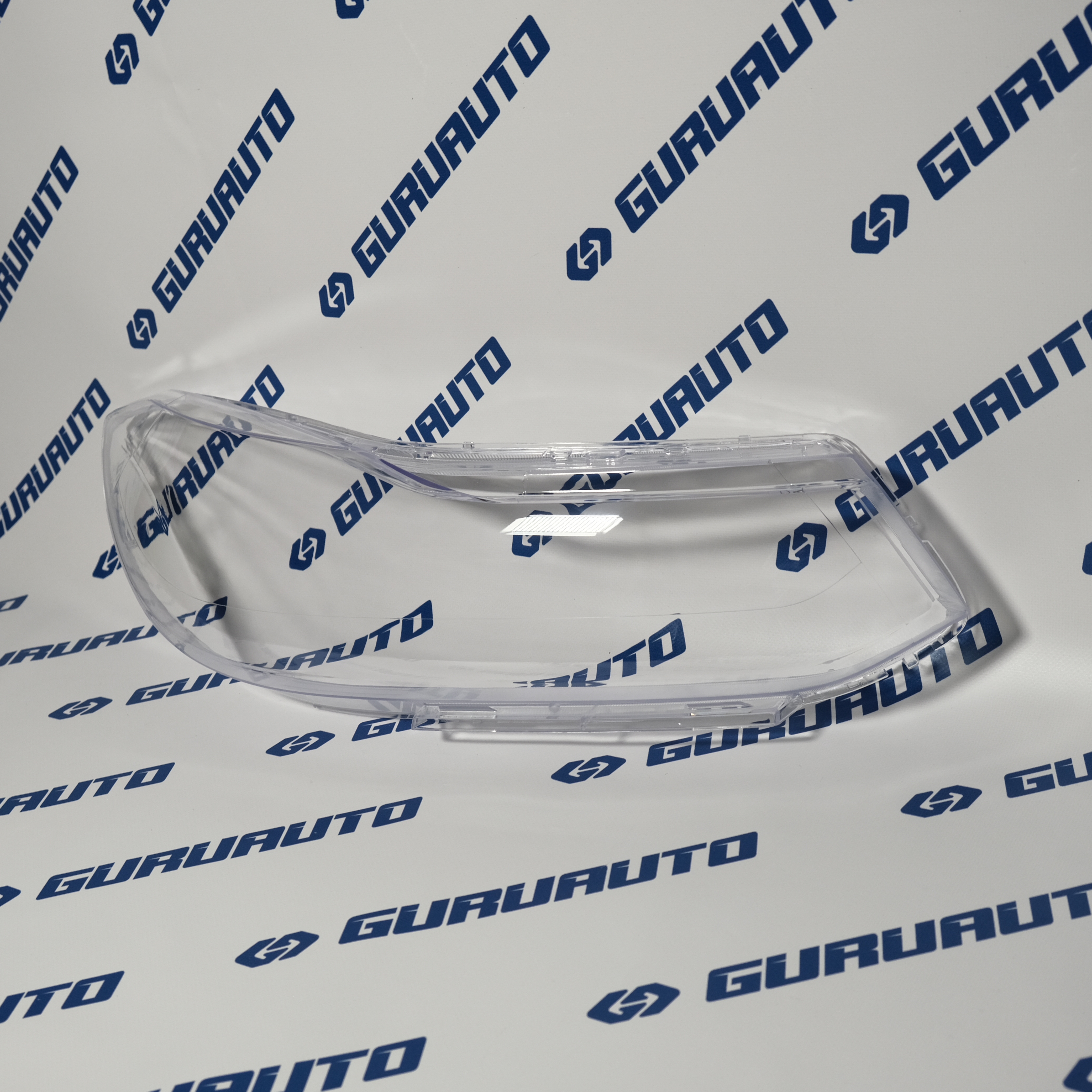 Стекло фары правой Chevrolet TRAX (2017-2019)