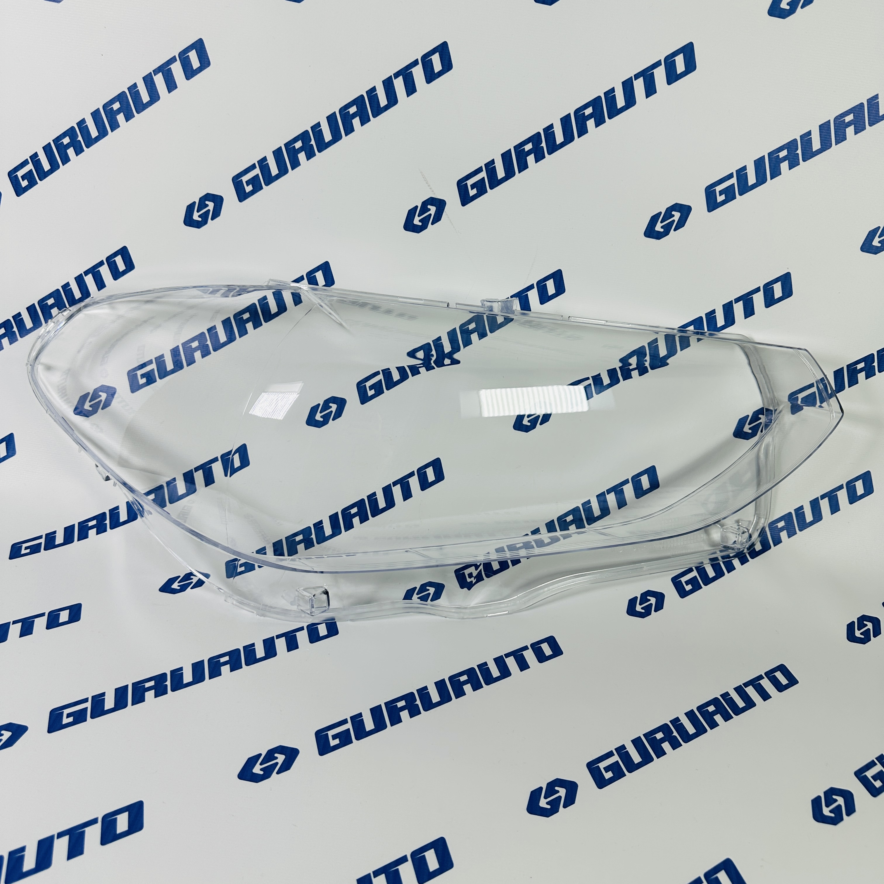 Стекло фары правой BMW G01 (2017-2021)