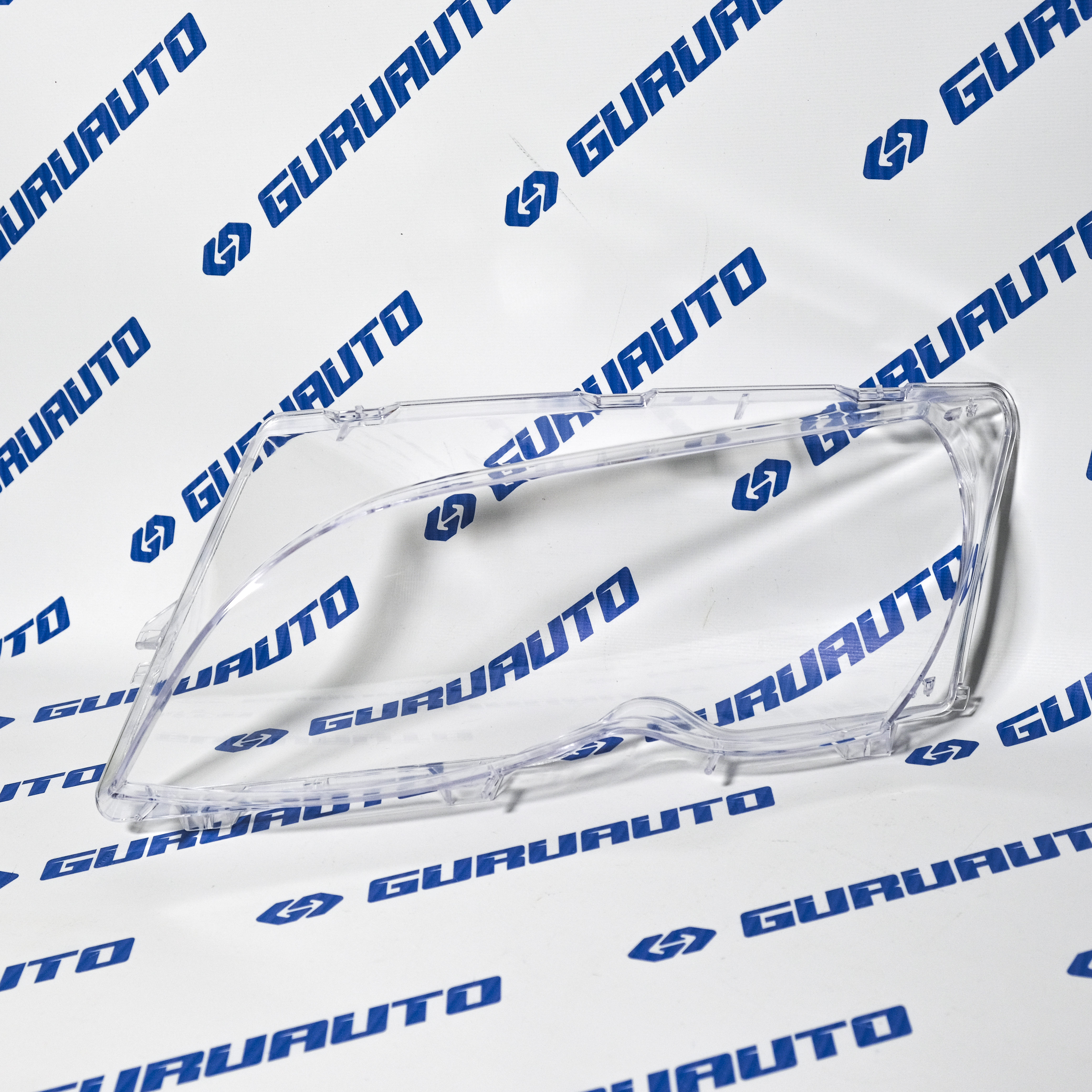 Стекло фары левой BMW E46 (2002-2004)