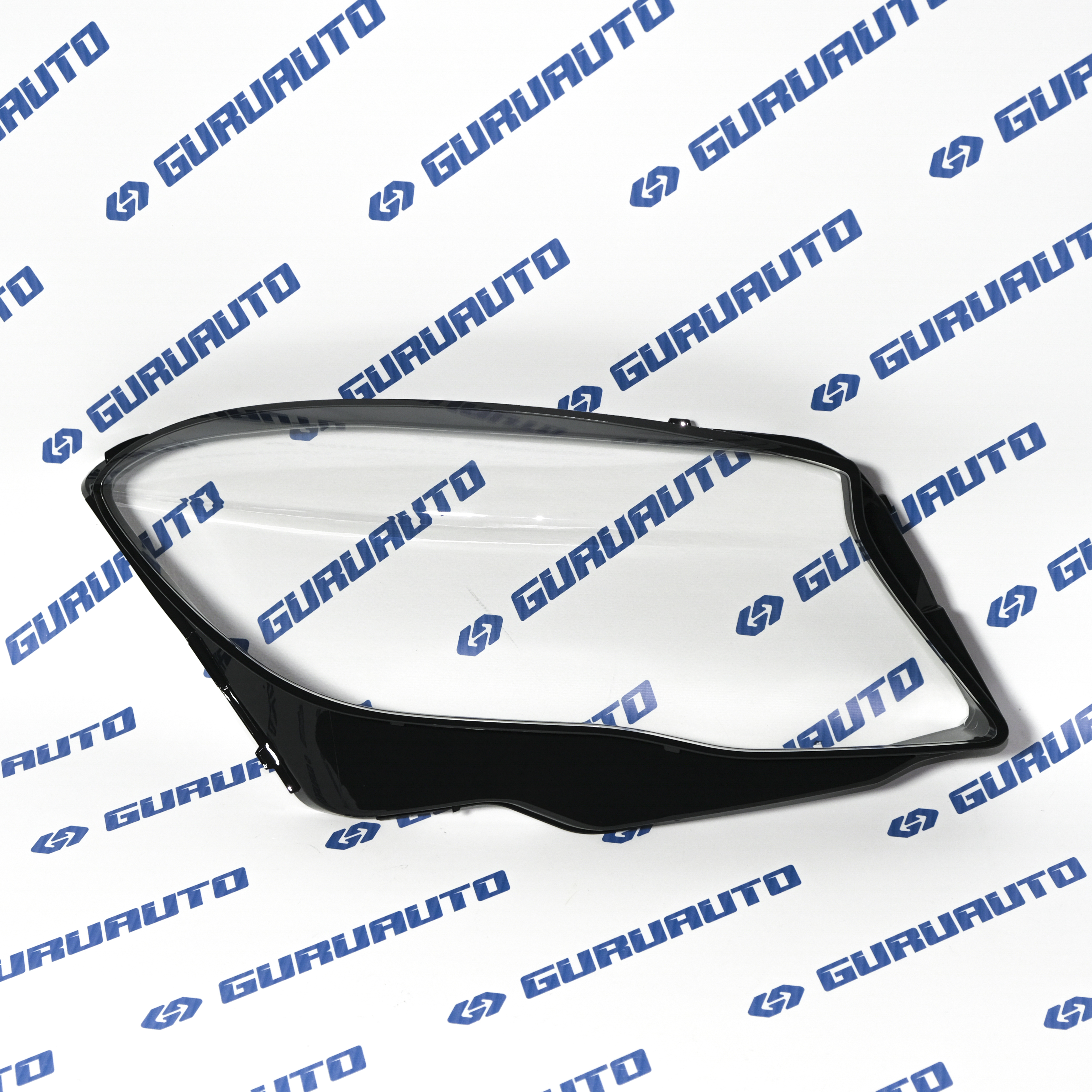 Стекло фары правой Mercedes Benz GLA 156 (2018-2020)