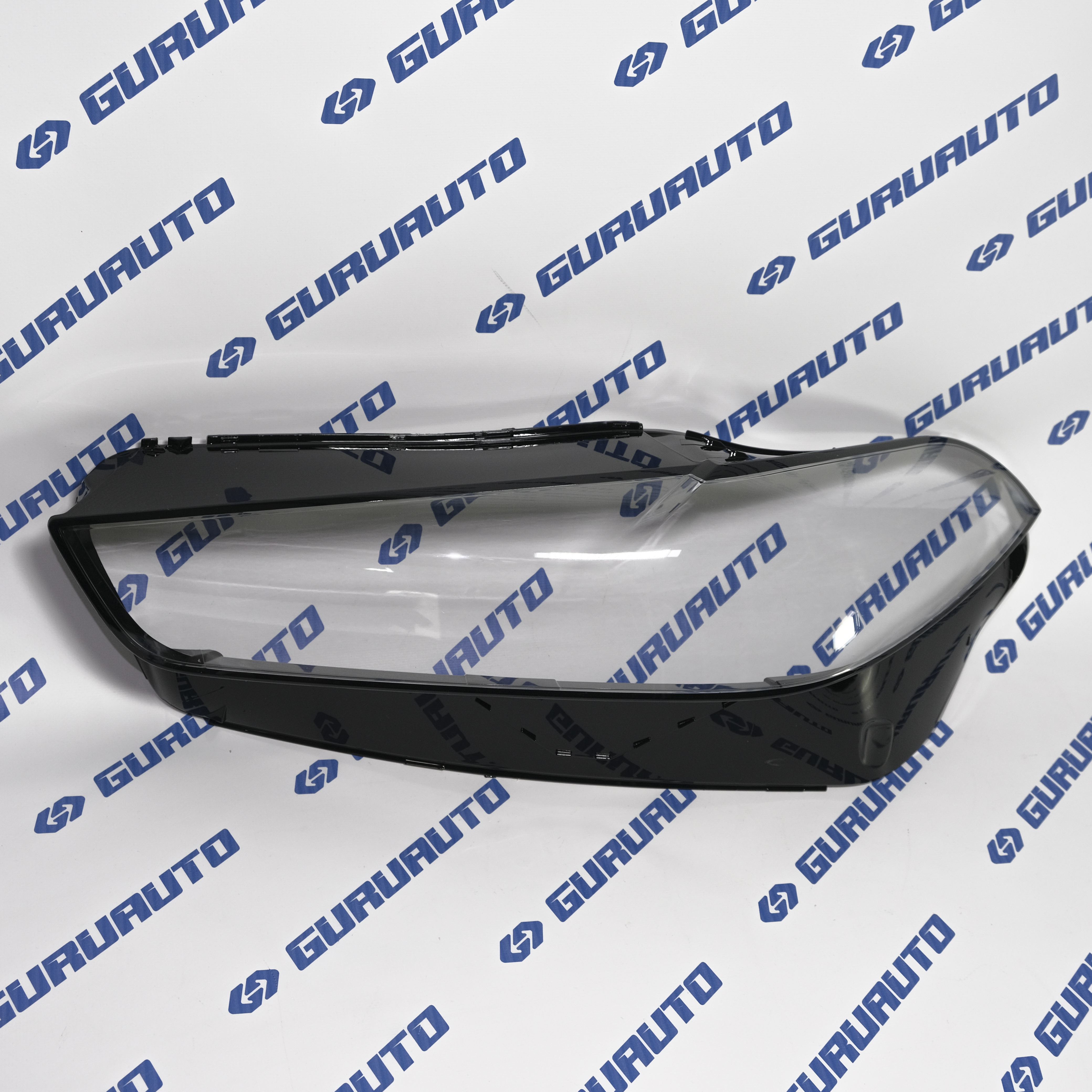 Стекло фары левой BMW G05/G18 (2023)